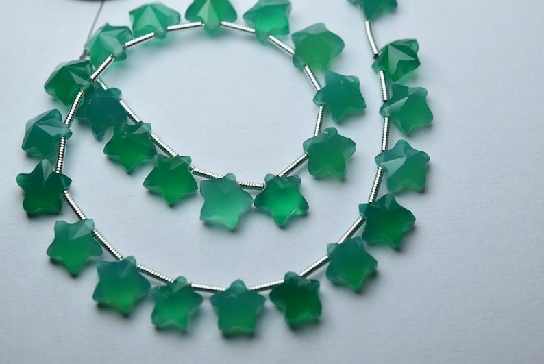 2 Matches Pair,Green Onyx Faceted Star Shape Briolettes,Size 8mm