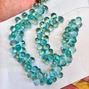 10 pezzi di quarzo idroelettrico verde fluorite estremamente belli, a forma di goccia di lacrima sfaccettata, briolette, dimensioni 10-9 mm