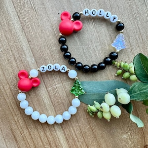 Christmas Mickey Mouse Personalized Bracelet, Christmas Bracelet, Name Bracelet, Personalized Beaded Name Bracelet, Holiday Bracelet