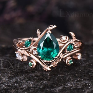 Dainty Pear Cut Emerald Engagement Ring Set Unique May Birthstone Moon Leaf Nature Inspired Ring Art Deco 14k Rose Gold 2pcs Bridal Ring Set