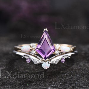 Vintage Kite Cut Purple Amethyst Engagement Ring Set Marquise Opal Ring Yellow Gold V Prong Unique Moissanite Bridal Wedding Ring Set Women