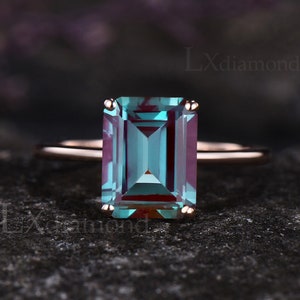 Unique Emerald Cut Alexandrite Engagement Ring Vintage June Birthstone Alexandrite Solitaire Ring 14k Rose Gold 925 Sterling Silver Ring