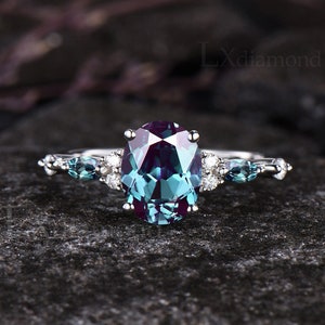 Unique Oval Cut Alexandrite Engagement Ring Art Deco June Birthstone Ring 14k White Gold Moissanite Anniversary Gift Birthday Jewelry Women