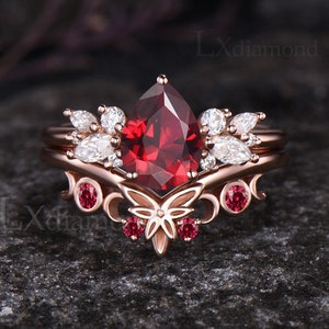 Vintage Teardrop Ruby Engagement Ring Set Unique Moissanite Cluster Ring Antique Moon Leaf Nature Inspired Wedding Ring July Birthstone Ring