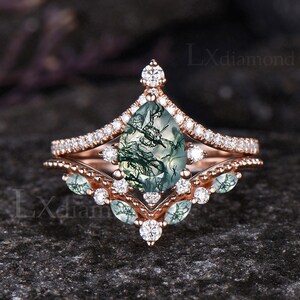 Vintage Pear Cut Natural Moss Agate Engagement Ring Set Milgrain Green Gemstone Moissanite Halo Wedding Ring Art Deco 2pcs Bridal Ring Set
