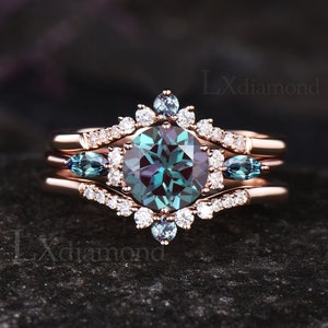 Vintage Round Alexandrite Engagement Ring Set June Birthstone Alexandrite Wedding Band 14k Rose Gold Cluster Halo 3pcs Bridal Ring Set Women