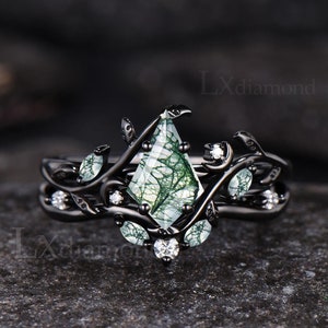 Conjunto de anéis de noivado Art Déco Kite Cut Natural Green Moss Agate, exclusivo, ouro preto 14k, folha, videira, galho, ramo, natureza, anel inspirado na lua