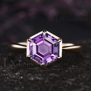Hexagon Cut Natural Amethyst Solitaire Ring Unique February Birthstone Purple Crystal Engagement Ring Art Deco 14k Yellow Gold Promise Ring