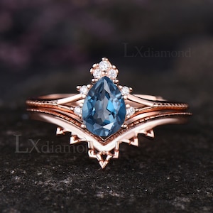 Pear Cut Natural London Blue Topaz Engagement Ring Set Milgrain Crown Moissanite Split Shank Ring Blue Gemstone December Birthstone Ring