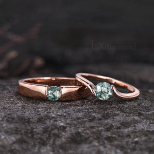 Unique Round Cut Natural Green Moss Agate Couple Ring Set Green Crystal Bridal Ring Set 14k Rose Gold Solitaire Ring His and Her Rings