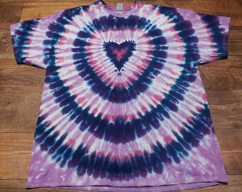 Adult 2XL Heart Tie Dye Shirt: Hippie Fashion