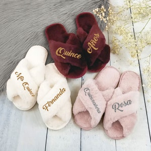 Personalized Gifts, Personalized Fluffy Slippers for Quinceanera, Quinceanera Favors, Sweet 16 Favors, Mis Quince Slippers, Birthday Gifts