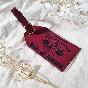 Etiquetas de equipaje personalizadas, regalos personalizados, etiquetas de boda, regalos únicos, regalos de aniversario, regalos de viaje y para padrinos de boda.