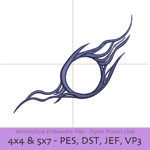 Può includere: Un design di ricamo digitale astratto blu, con un cerchio centrale e linee fluide. Il design include il testo "WhimsaStyle Embroidery Files - Digital Product Only". Disponibile nelle misure 4x4 e 5x7.