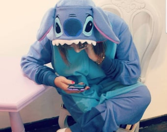 Niebieska piżama Kigurumi Alien – ultramiękki polar na odzież domową, cosplay i do spania | Tropical Creature Design
