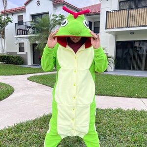 Raupe Kigurumi Pyjamas, Ultraweicher Fleece für Loungewear, Cosplay und Nachtwäsche, lustige Tier- und Charakterdesigns