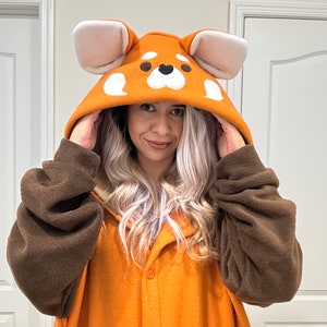 Pijama Kigurumi de Panda Rojo: pijama de forro polar ultrasuave para estar en casa, cosplay y dormir. Diseño de oso.