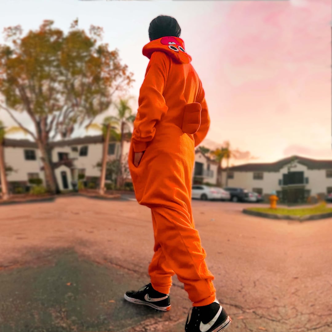 Orange Fish Kigurumi Pajamas – Ultra-soft Fleece for Loungewear