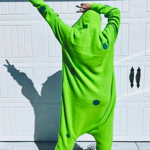 Pickle Kigurumi The Ultimate Christmas Gift for Comfy and Stylish pepino green Pajamas, Christmas Gift image 6