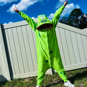 Pickle Kigurumi The Ultimate Christmas Gift for Comfy and Stylish pepino green Pajamas, Christmas Gift image 5