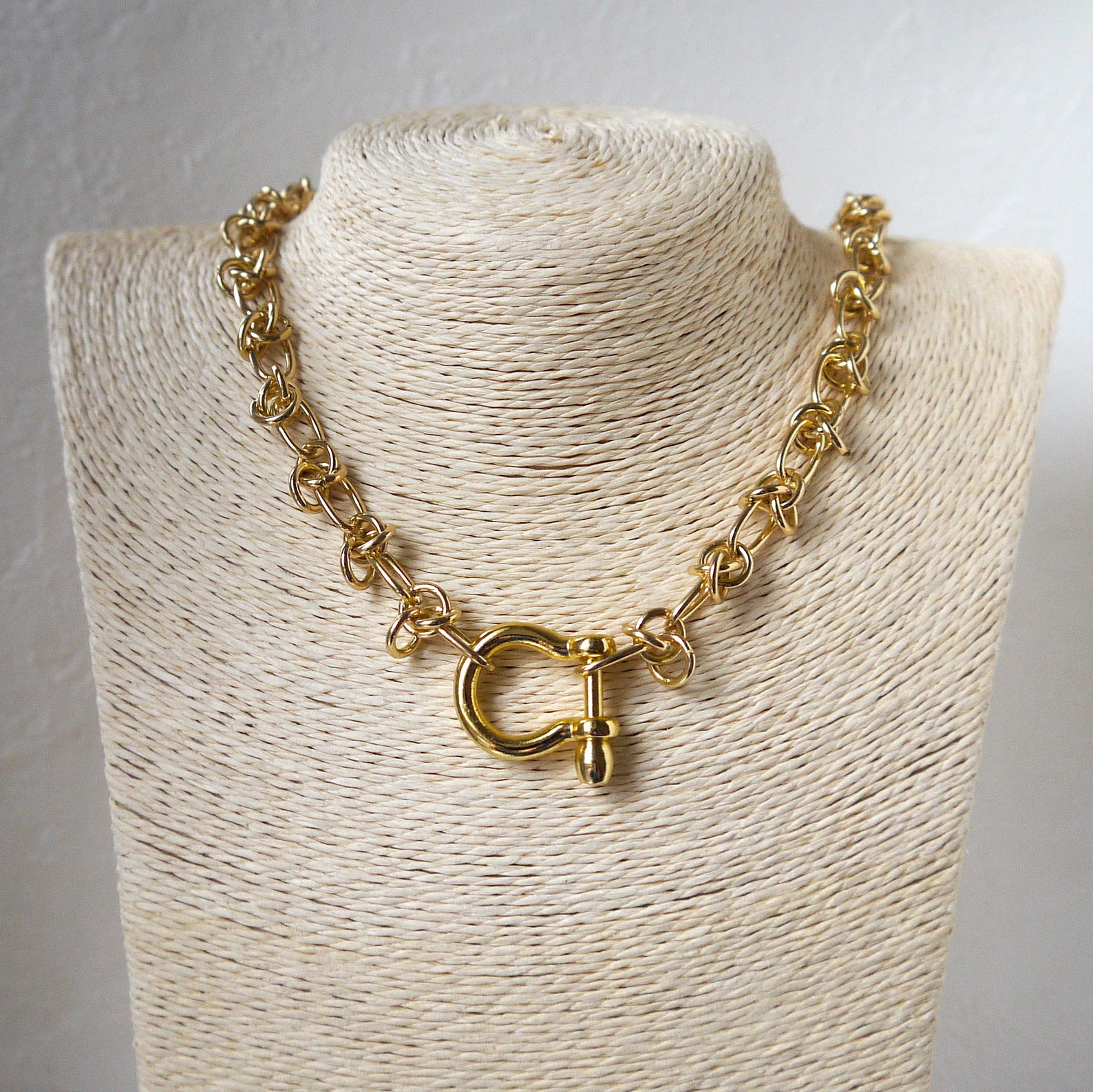 Carabiner Necklace Gold Shackle Necklace Unusual Link Chain Etsy