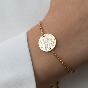 Bracelet carte des étoiles personnalisée par date gravée, cadeau 1er anniversaire pour petite amie, bracelet à breloques, cadeaux constellation personnalisés pour elle