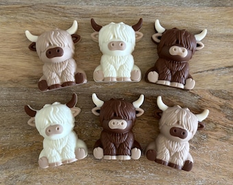 Chocolate Highland Cows | Gift Box of 6 Individually Wrapped Highland Cow Chocolates | Cow Cake and Cupcake Toppers | Farm Animal Party