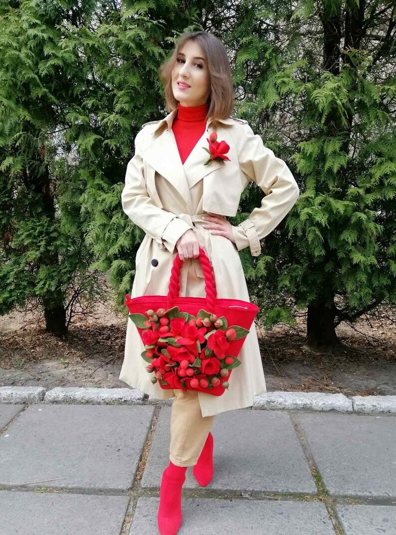 Large women/'s bag with felted flowers decor Felted hand bag Felted bag Felt flower bag Hand bag for women Flowers bag Designer bag Vegan bag