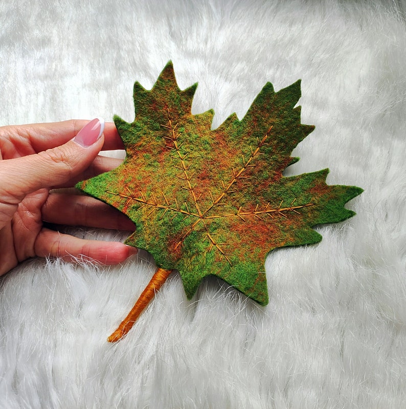 Large brooch Felted brooch for women Felt jewelry Unique jewelry Green pin Vegan pin Maple leaves Maple leaves brooch Maple leaf pin Maple image 3