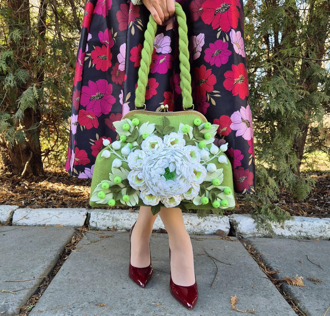 Floral Woven Bag main image 0