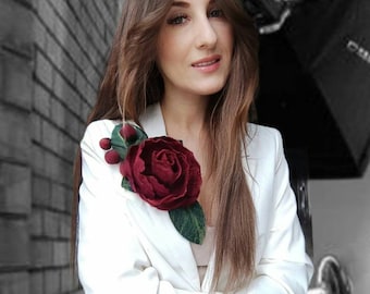 Broche grande de flor de fieltro: broche de lana merino hecho a mano
