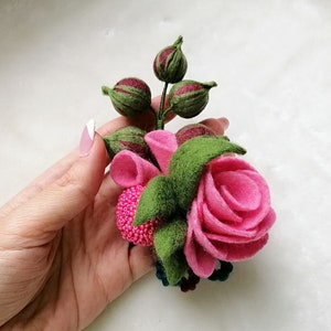 Felted brooch Designer brooch Felt flower brooch Wet jewelry Felt pin Pink rose Felt brooch Wet felted pin Felted rose pin Brooch for women