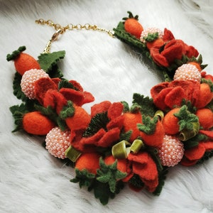 Wool felted jewelry Flower necklace Orange necklace Felted necklace Felted flowers jewelry Gift for women Designer necklace Berries necklace image 3