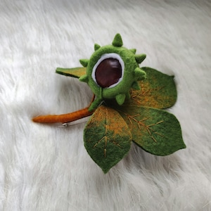 Large brooch Felted brooch for women Felt jewelry Unique jewelry Brown brooch Green pin Flower brooch Chestnut brooch Chestnut pin Vegan pin