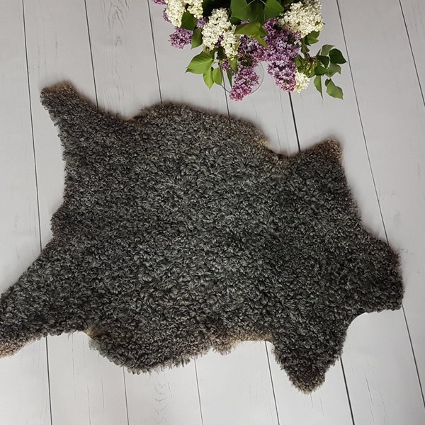 Echte Gotland schapenvacht, 100% natuurlijke huid, exclusieve schapenvacht, Scandinavische stijl, luxe en comfort, Zweedse schapenvacht, Uniqe Perfect tapijt