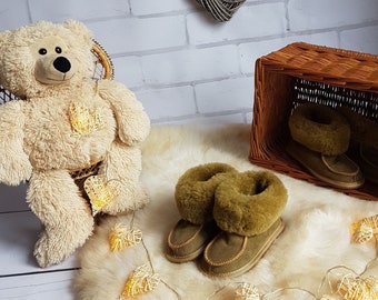 Sheepskin Children Slippers, House Shoes, 100%Natural Leather, Soft and Warm Wool, Breathable and Antialergical, Olive Color!!!!!