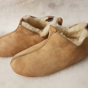 Women Sheepskin Slippers , Men's Indoor Shoes, Natural Leather, Handmade, Warm and Soft, Sheepskin Boots, Suede Sole with Rubber Spots.