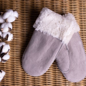 Sheepskin Mittens for Women, Merino Wool Gloves, Warm Hand, Heather Grayish Color, Light, Thick Wool, Warm and Soft, Hand Protection!!!