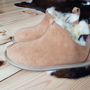 Women&#39;s Sheepskin Slippers, Indoor Shoes, Natural Leather, Handmade, Warm and Soft, Sheepskin Boots, Chestnut Color!!!