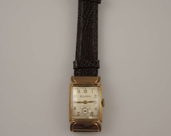 Elegante reloj de pulsera Bulova de 17 joyas c1950