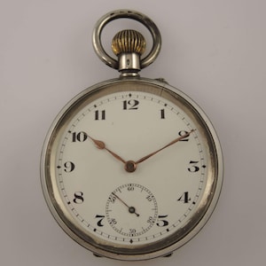 Antique silver pocket watch c1917