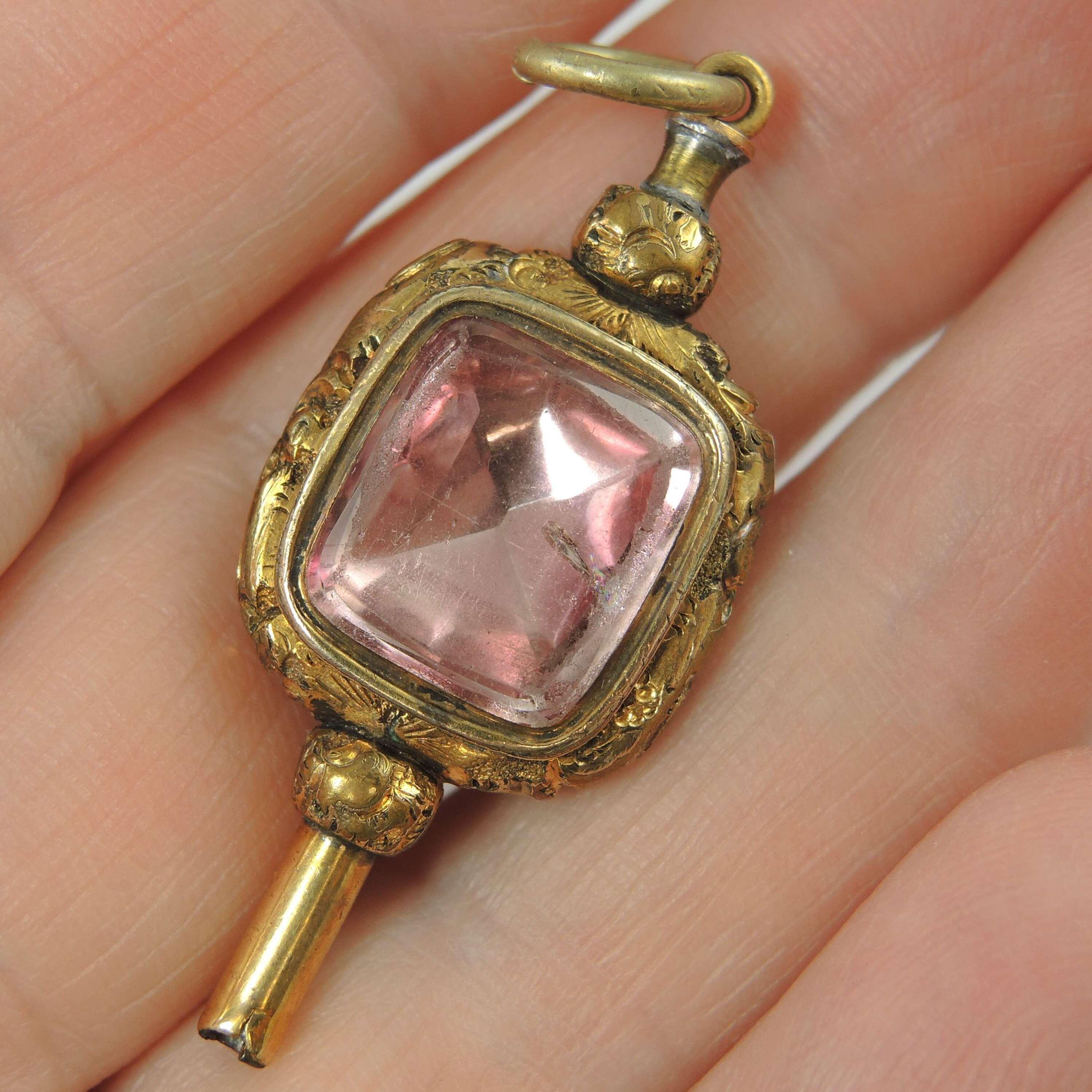 Pendentif Clé De Montre De Poche Victorienne - Or Rose 9 Carats (14ct) - Pierre Turquoise - Occasion