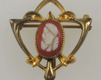 Unusual gilt and cameo pendant watch bow pin c1890