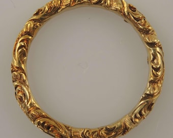 Georgian gold plated fancy carved split ring c1810