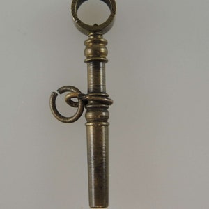Gilt metal pocket watch key c1790