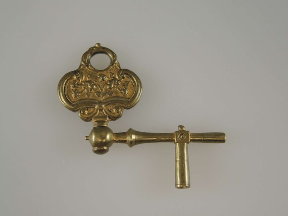 Pocket watch key deals