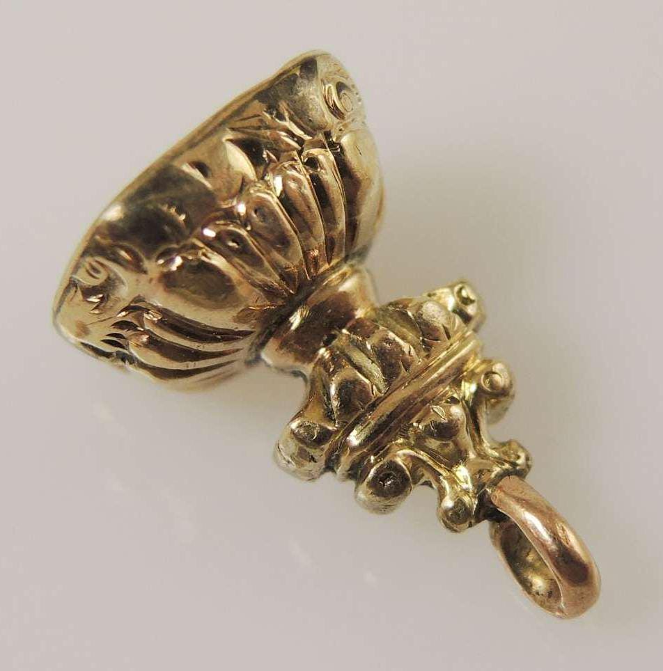 赤い金の石が付いたビクトリア朝の印章入れ 1850 年頃 - Etsy 日本