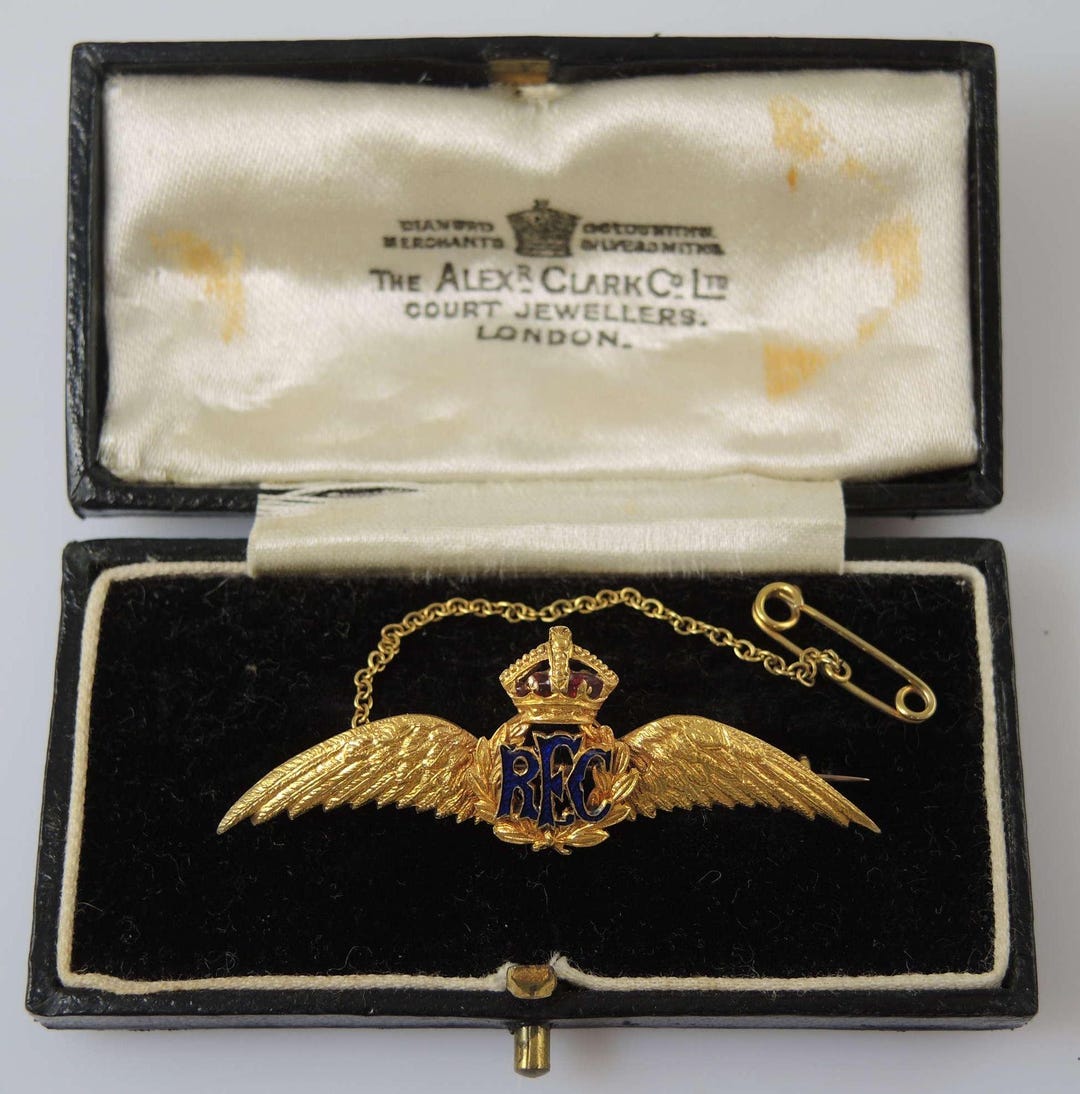 Unused Royal Flying Corps 15ct Gold Enamel Pilot Sweetheart Pin 1913 