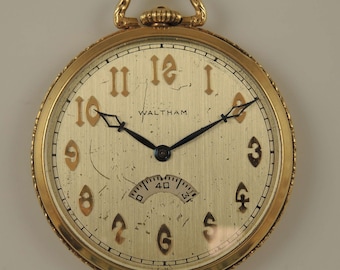 Montre Vintage Waltham Electrodyne à Quartz - Années 1970, Fabriquée En Suisse, Boîtier Et Bracelet Ton Doré