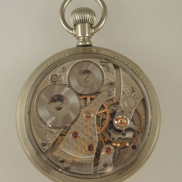 16s 19J Waltham Vanguard pocket watch in a display case c1913